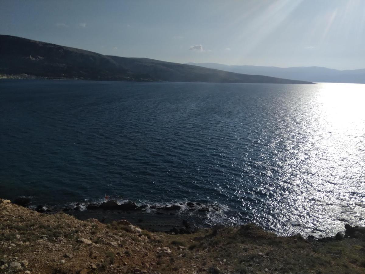Apartmani Baska S Pogledom Na More Exteriör bild